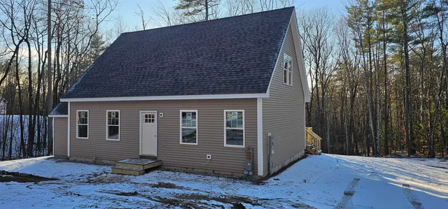 $499,900 | 593 Prospect Street, Franklin, NH 03235