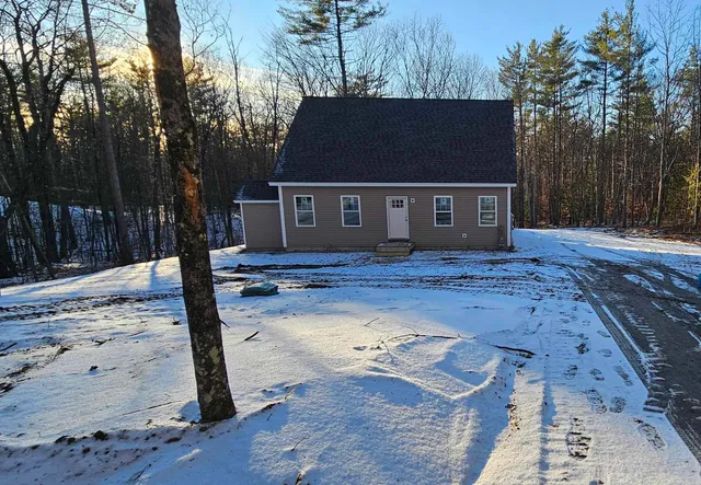 $499,900 | 593 Prospect Street, Franklin, NH 03235