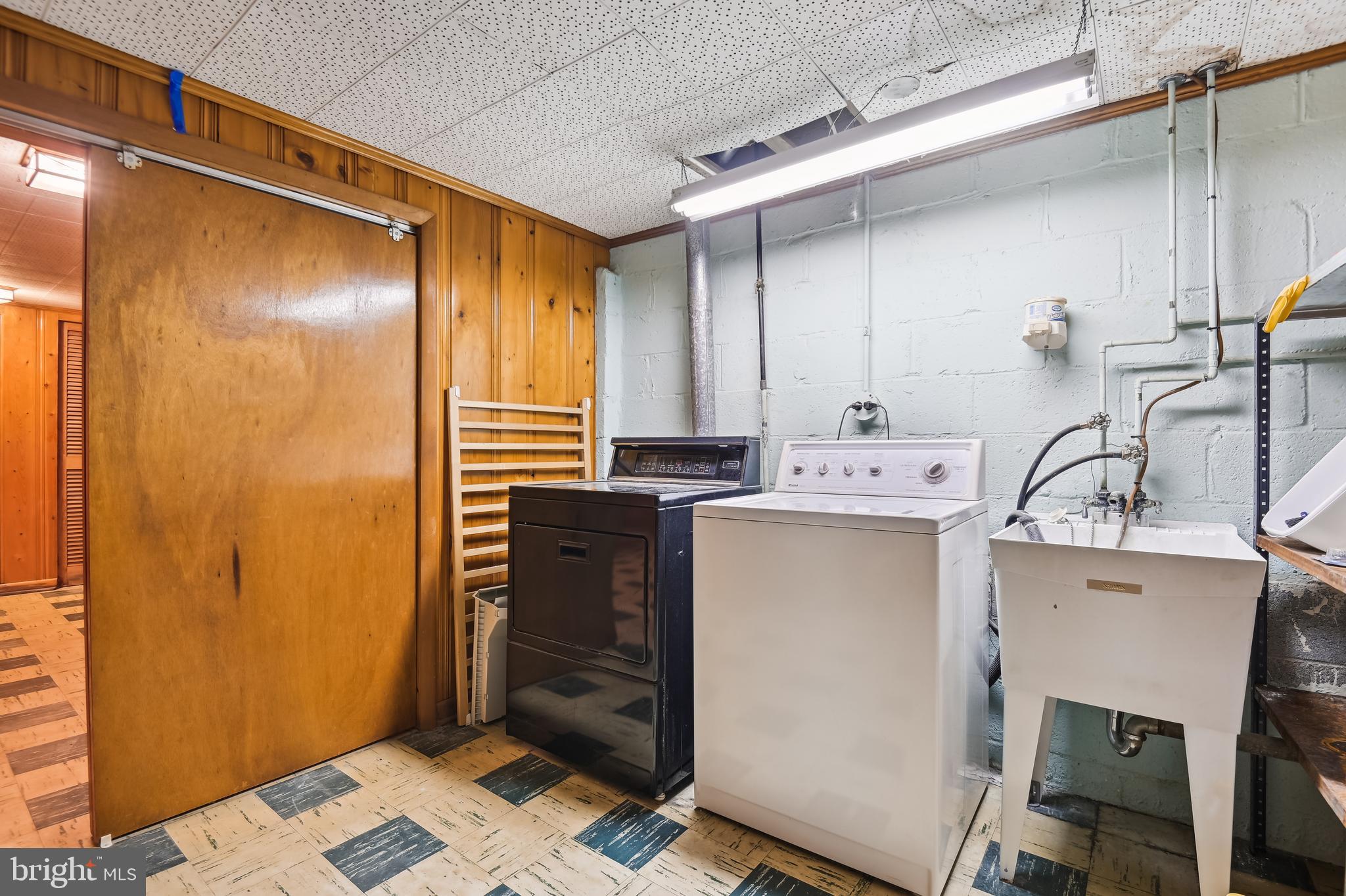 6129 Marlora Road Baltimore, MD 21239 - Photo 28 of 33