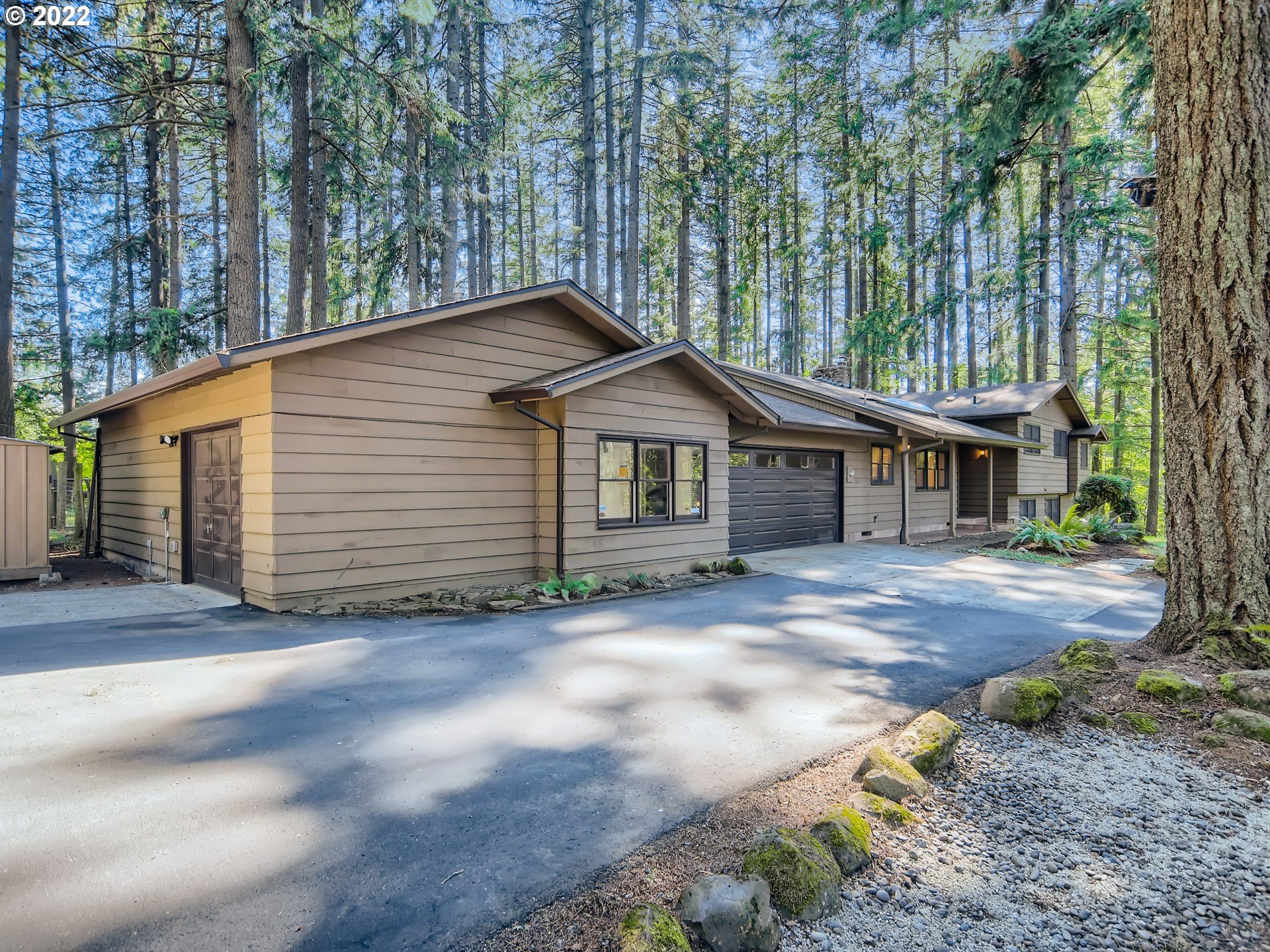 15614 South Lammer Road Oregon City, OR 97045 - Photo 2 of 32 Gallery Image 2