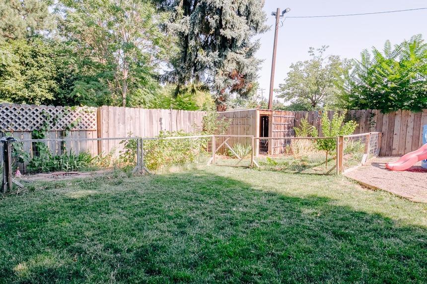 1008 Reddy Avenue Medford, OR 97504 - Photo 27 of 32 a view of a house with backyard and sitting area