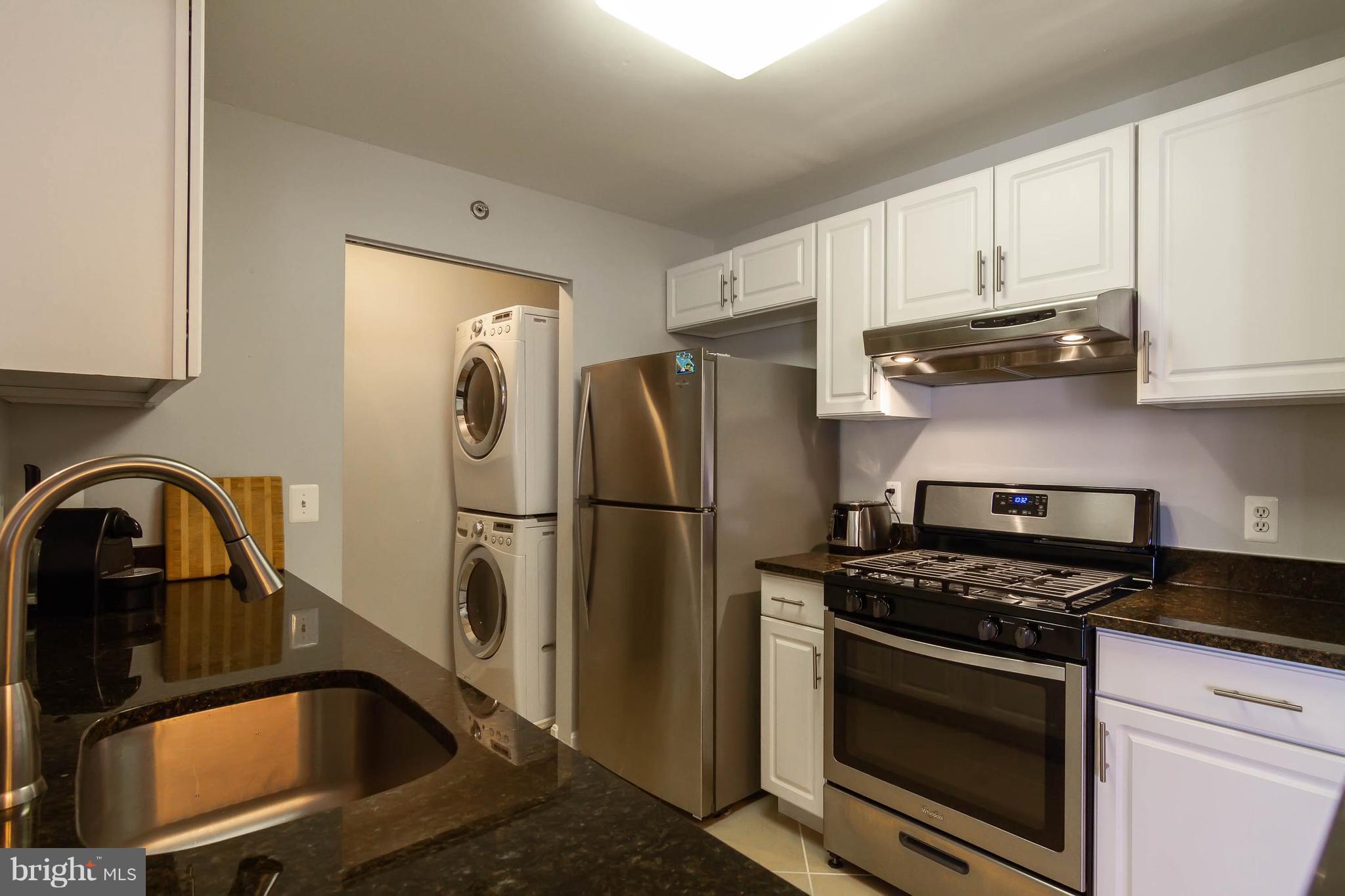 14192 Cuddy Loop, Unit 304 Woodbridge, VA 22193 - Photo 3 of 39