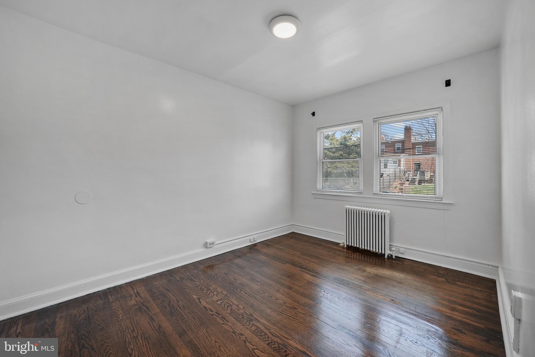 819 20th Street Northeast Washington, DC 20002 - Photo 17 of 25 Bedroom 2 - view 1