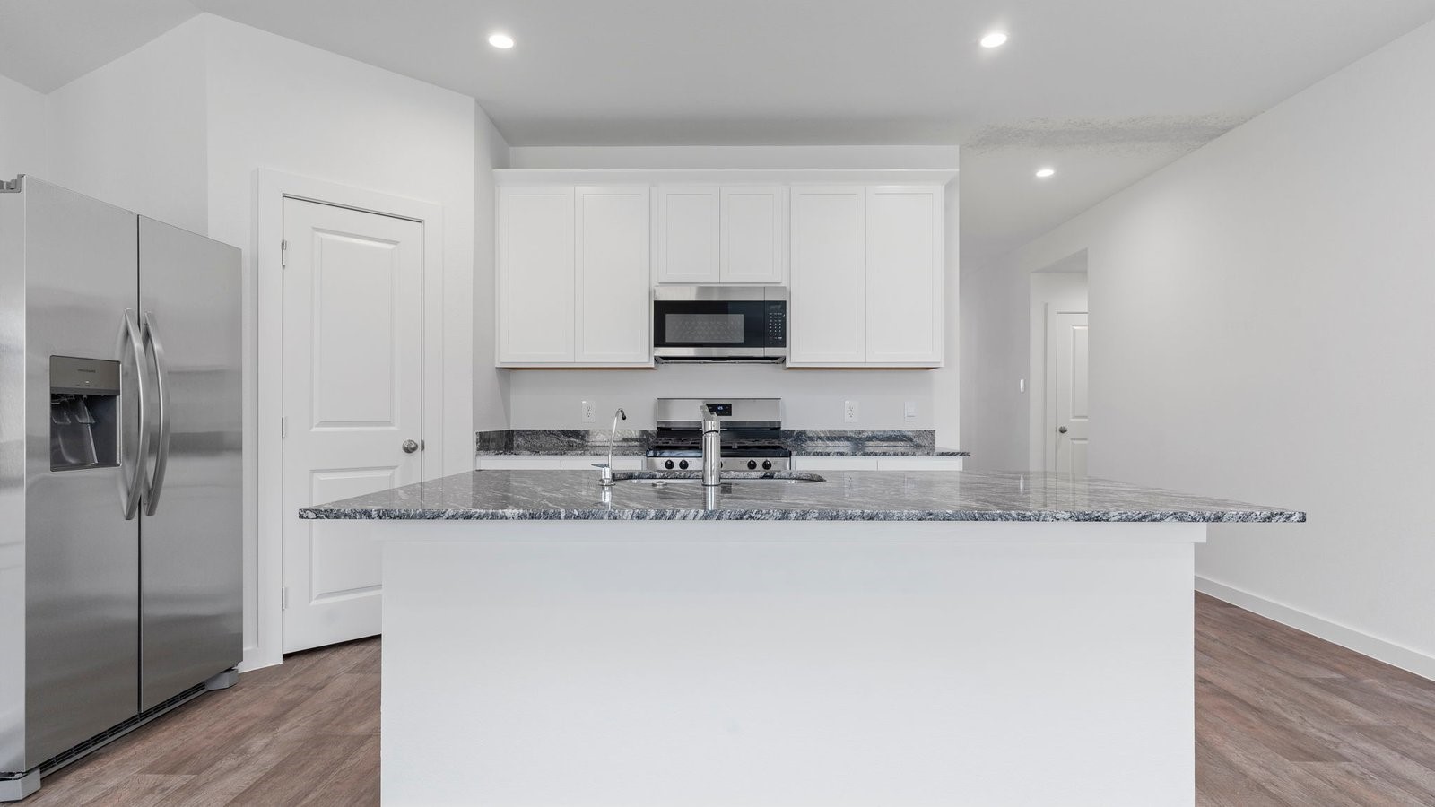 6116 Cherry Mdws Street Rosenberg, TX 77469 - Photo 16 of 49 *Images and 3D tour are for illustration only and options may vary from home as built.
