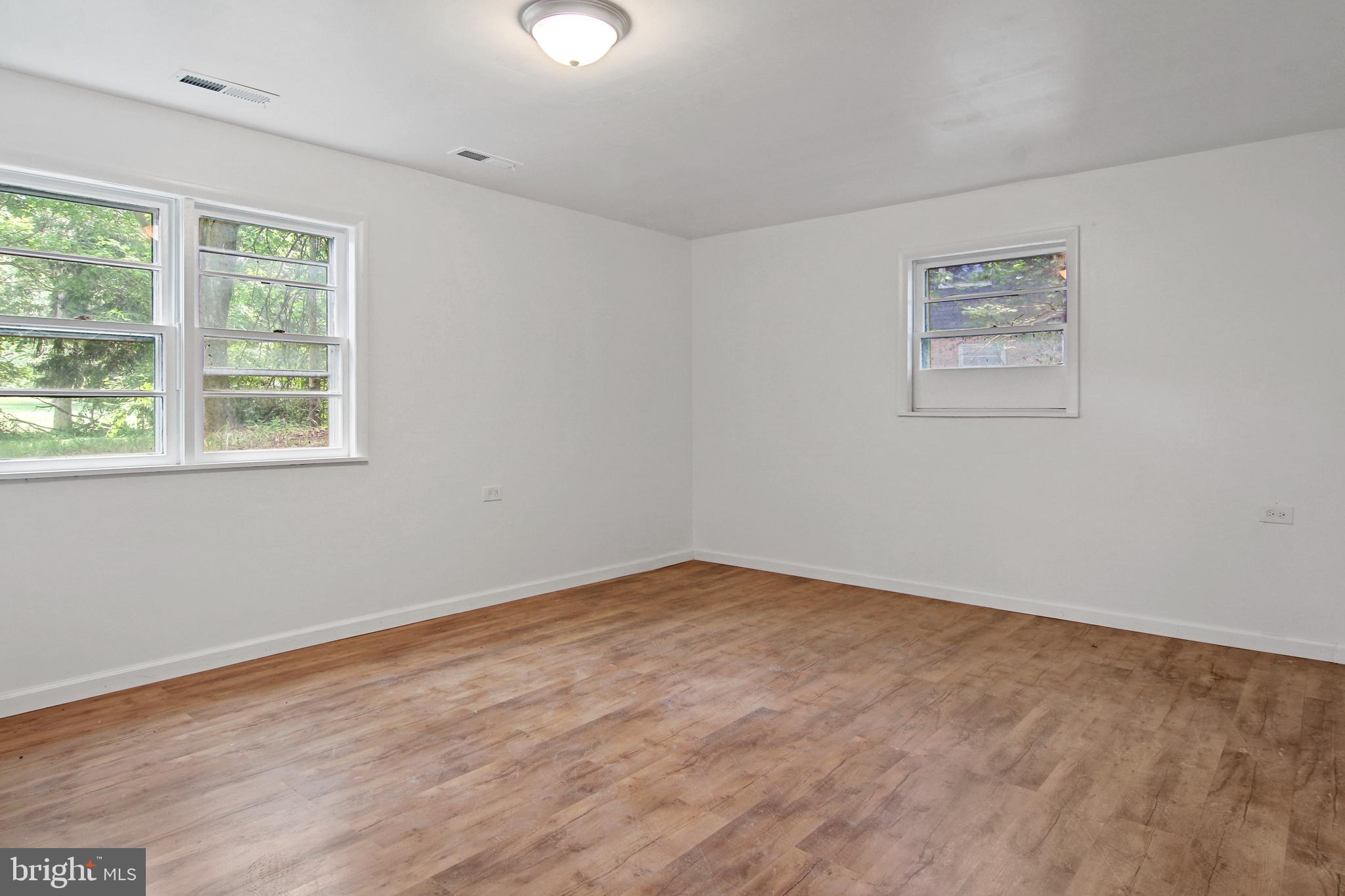 1921 Linglestown Road Harrisburg, PA 17110 - Photo 10 of 16 Gallery Image 10