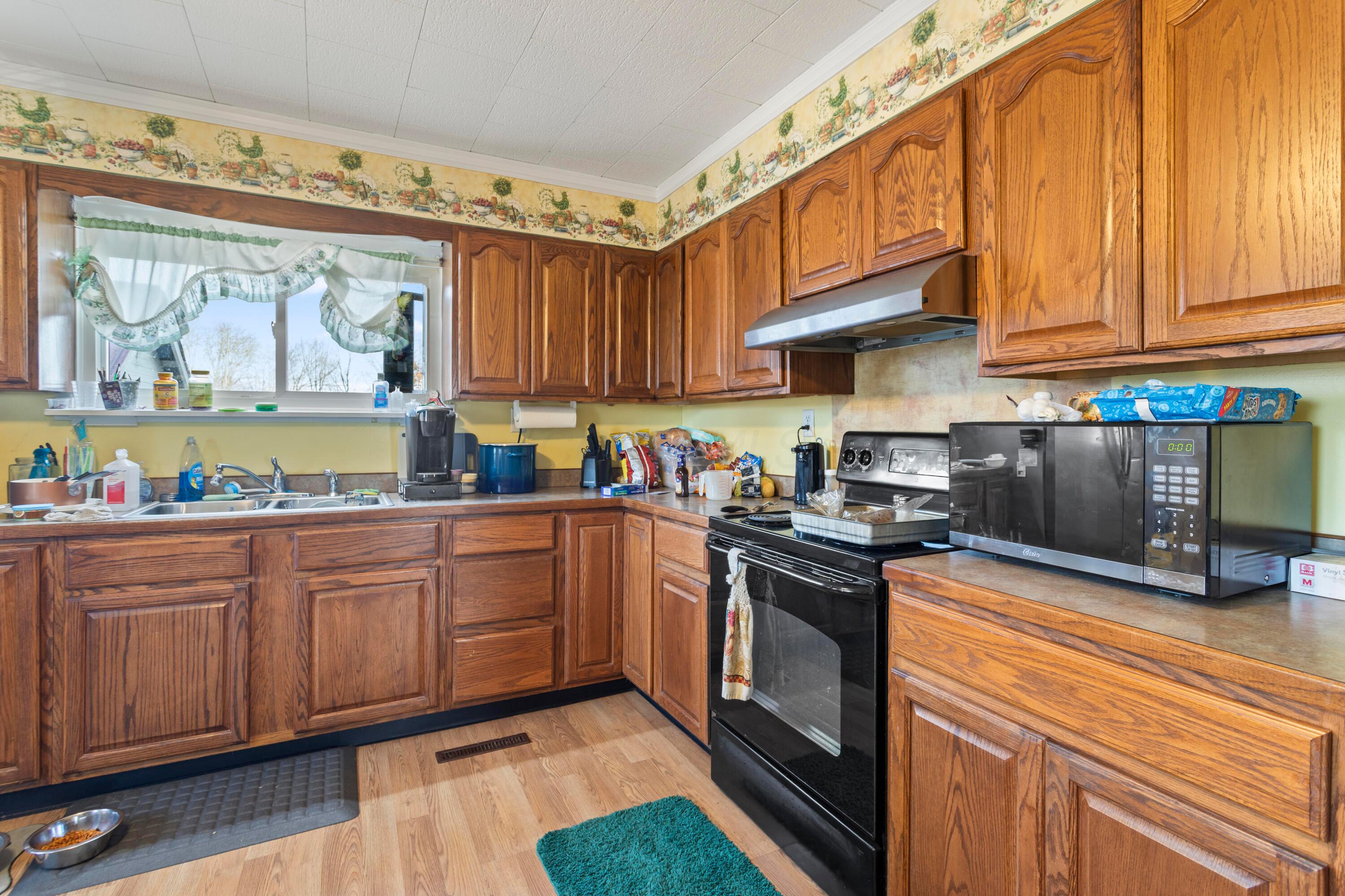 10880 Rosedale Road Mechanicsburg, OH 43044 - Photo 9 of 24 13