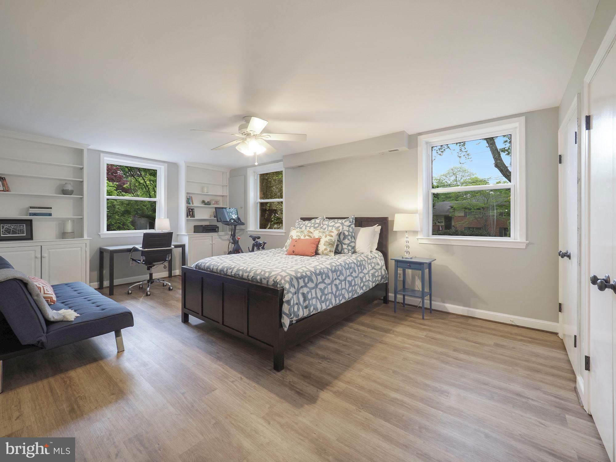 5601 Knollwood Road Bethesda, MD 20816 - Photo 19 of 27 Amazing 4th bedroom with loads of space