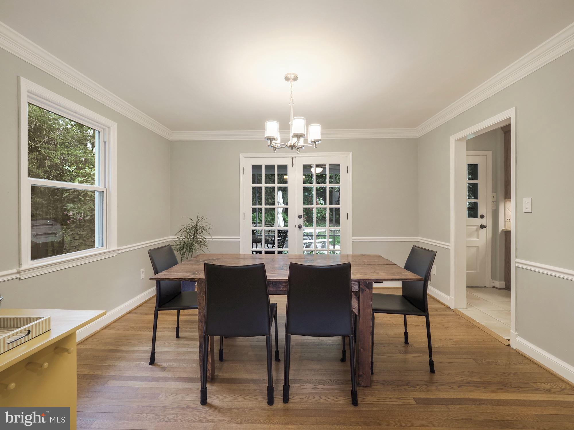 5601 Knollwood Road Bethesda, MD 20816 - Photo 5 of 27 Formal dining room