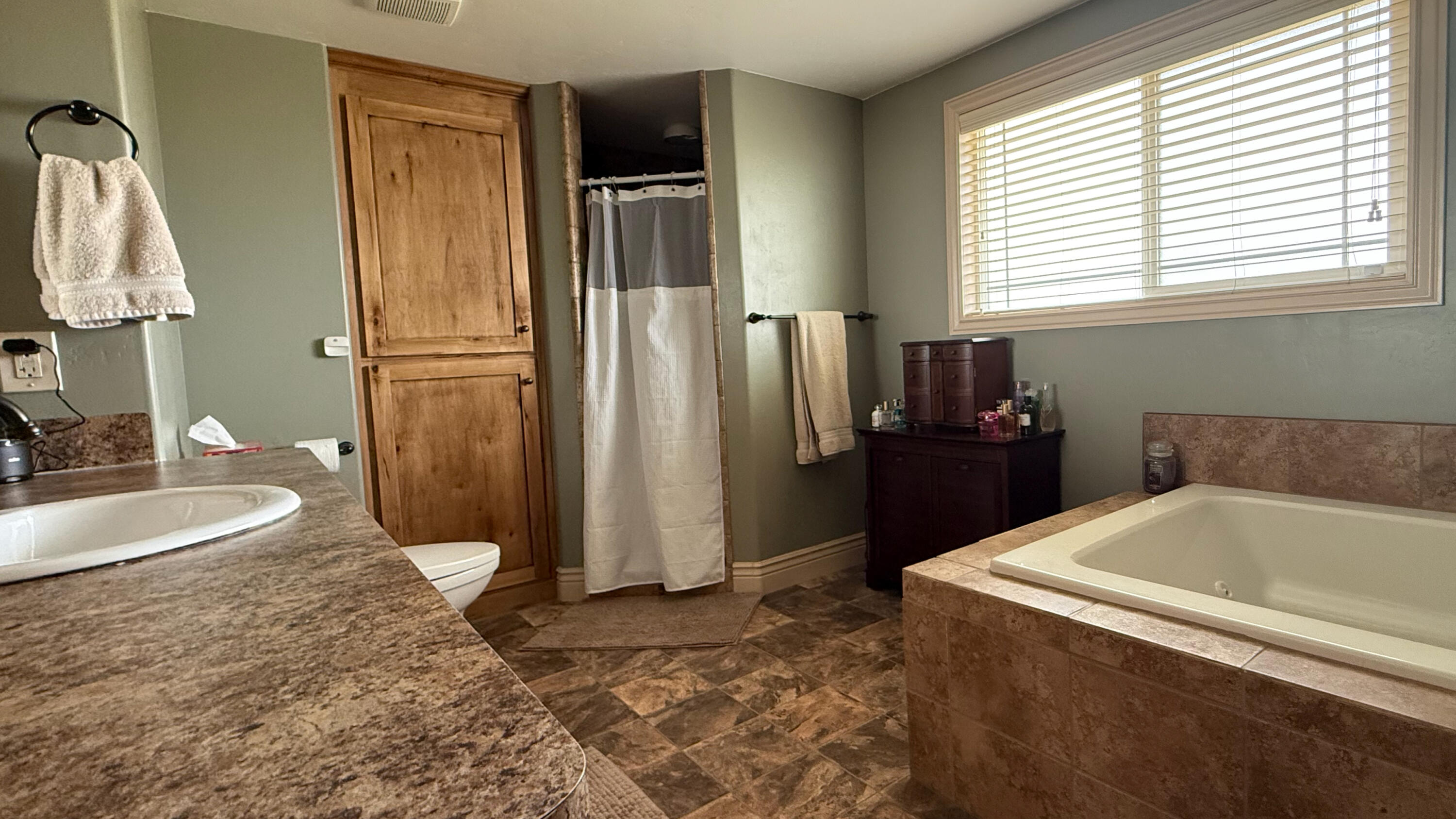 4133 Highway 93 Mackay, ID 83251 - Photo 17 of 41 IMG_9077