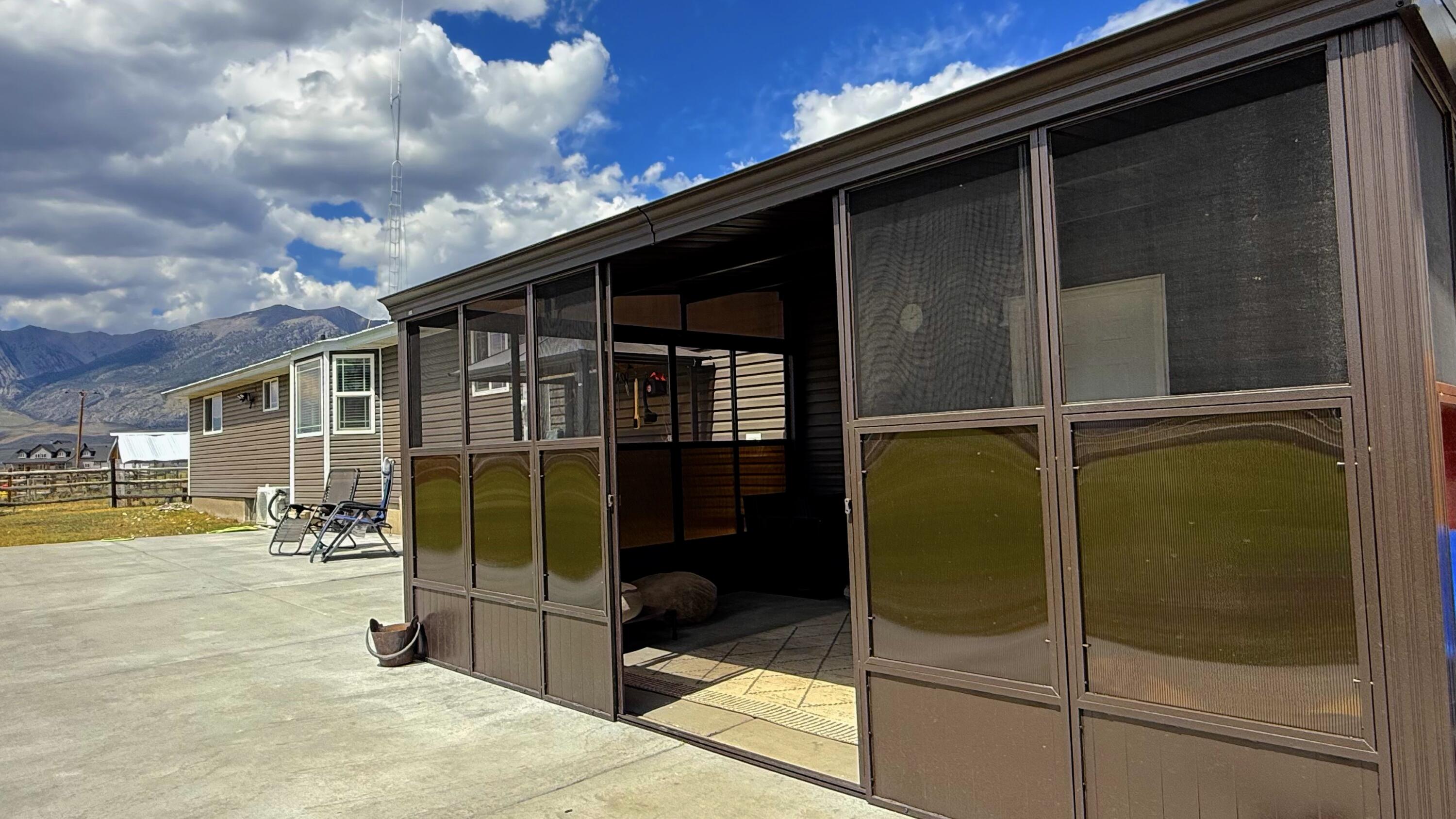 4133 Highway 93 Mackay, ID 83251 - Photo 25 of 41 IMG_9109