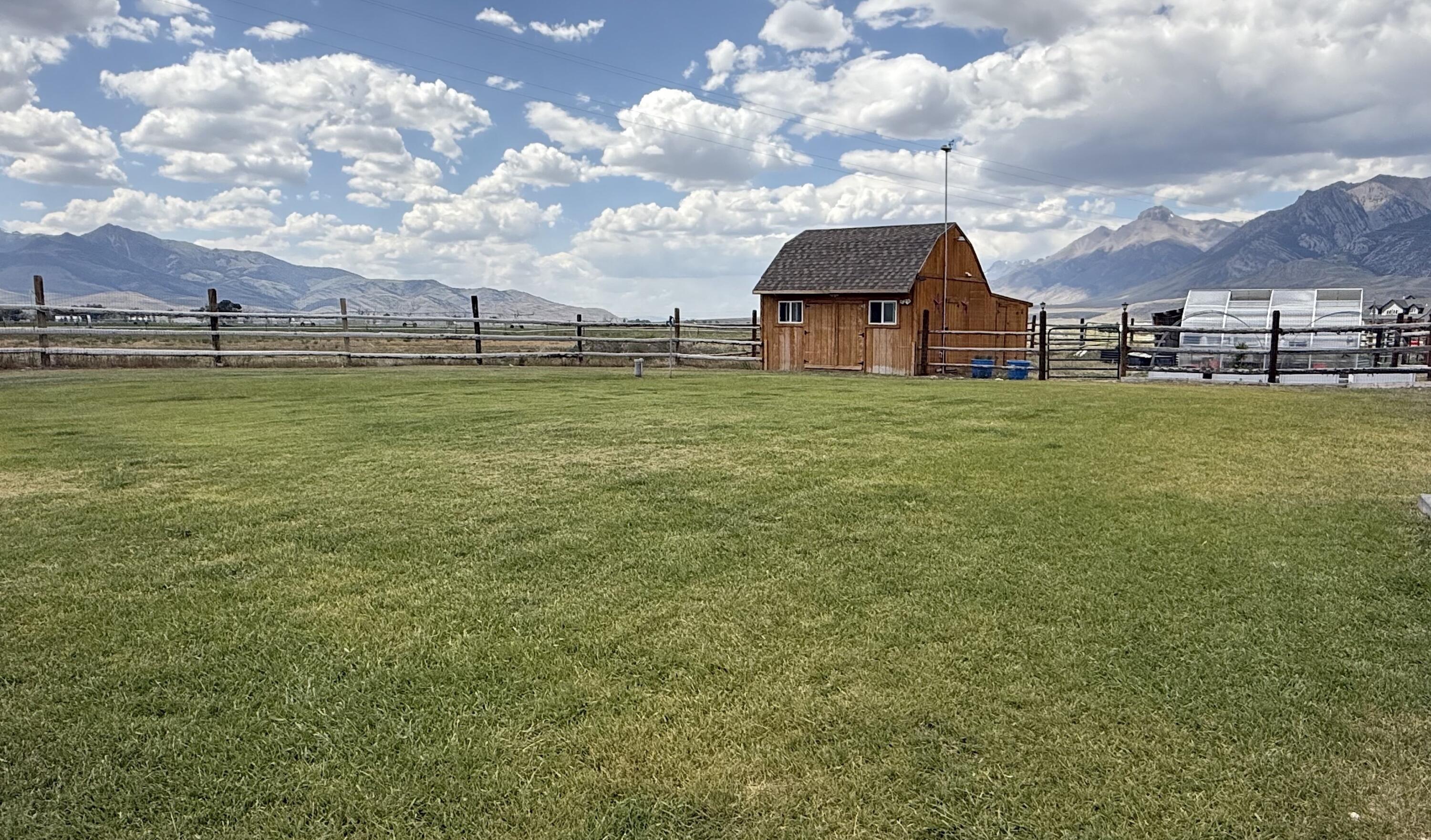 4133 Highway 93 Mackay, ID 83251 - Photo 26 of 41 IMG_9117