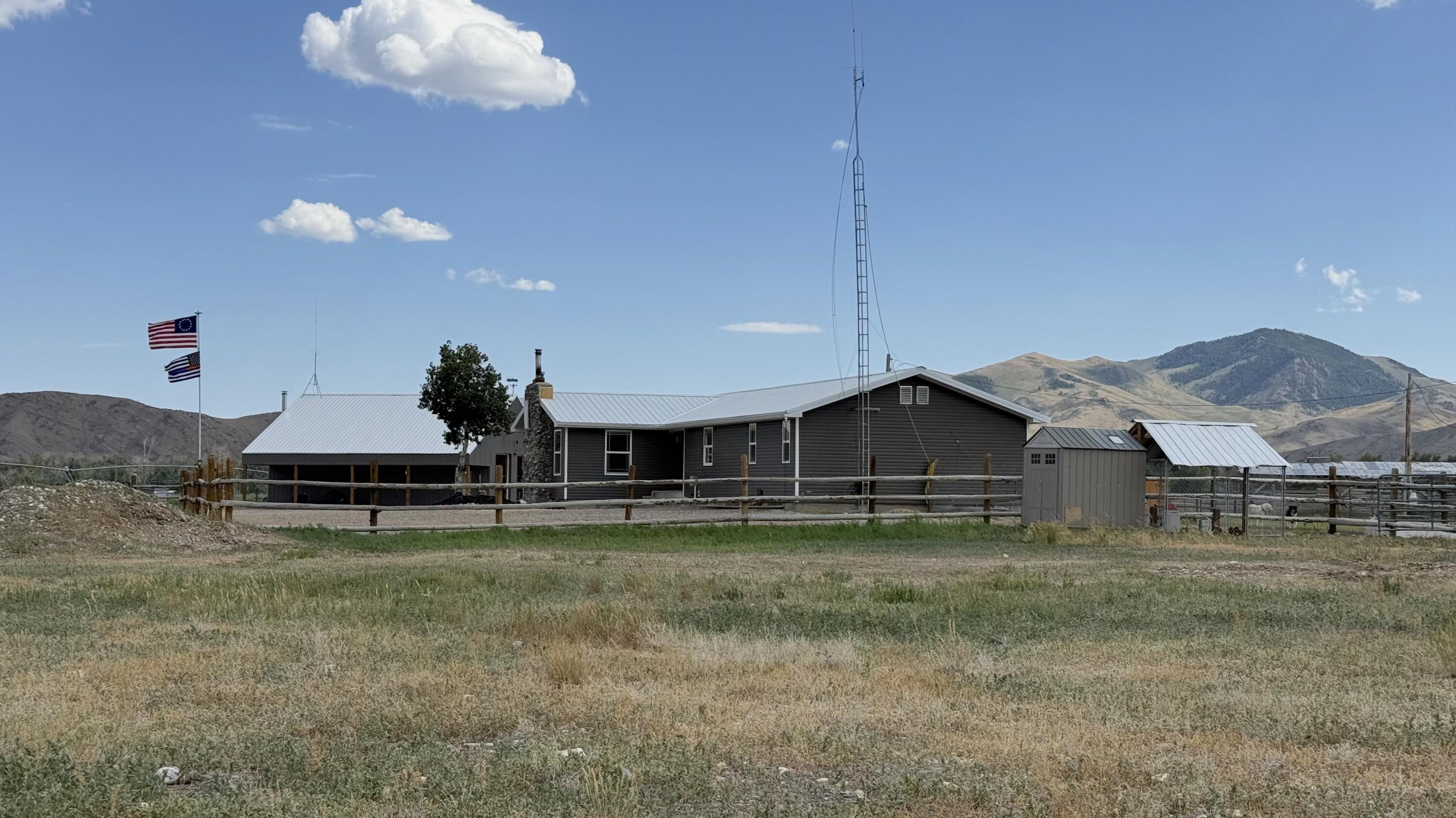 4133 Highway 93 Mackay, ID 83251 - Photo 33 of 41 IMG_9158