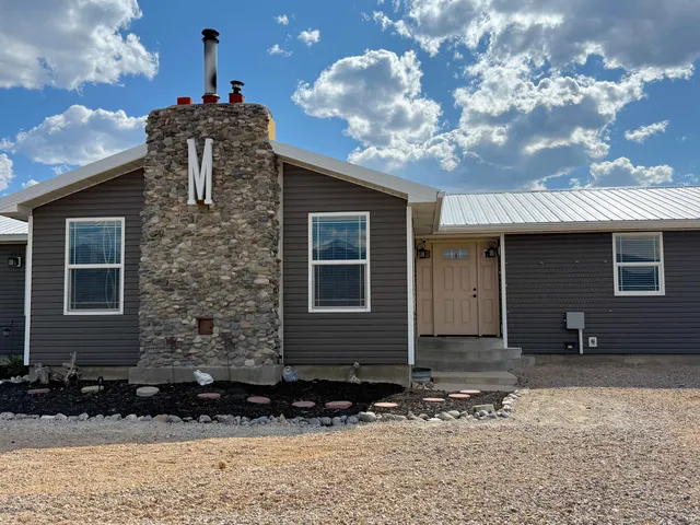 $649,000 | 4133 Highway 93, Mackay, ID 83251