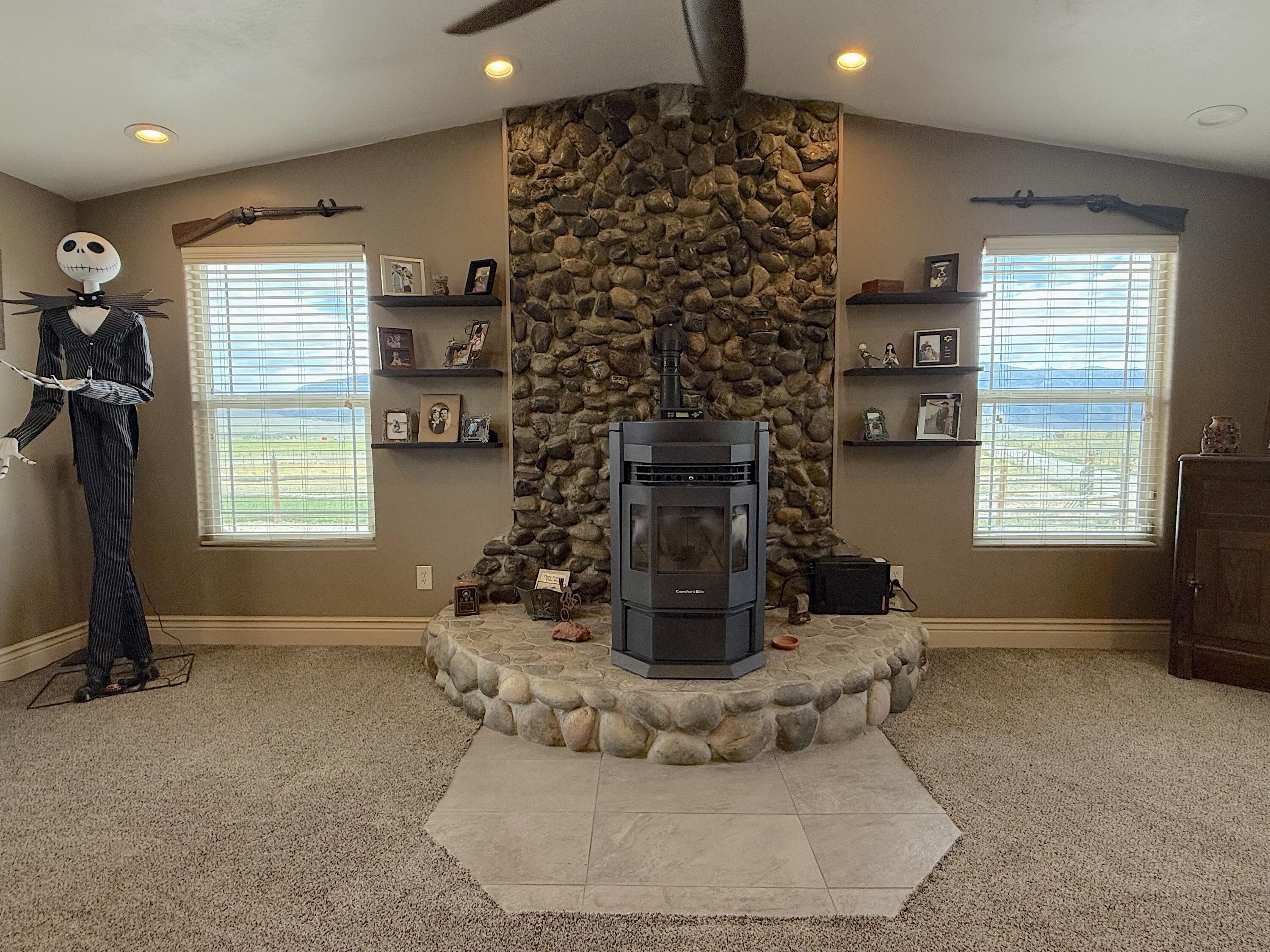 4133 Highway 93 Mackay, ID 83251 - Photo 7 of 41 IMG_9040