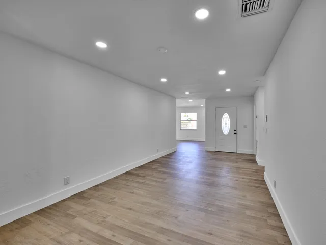 $425,000 | 1549 West 19th Street, Riviera Beach, FL 33404