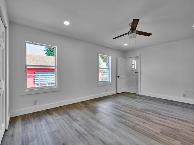 $425,000 | 1549 West 19th Street, Riviera Beach, FL 33404