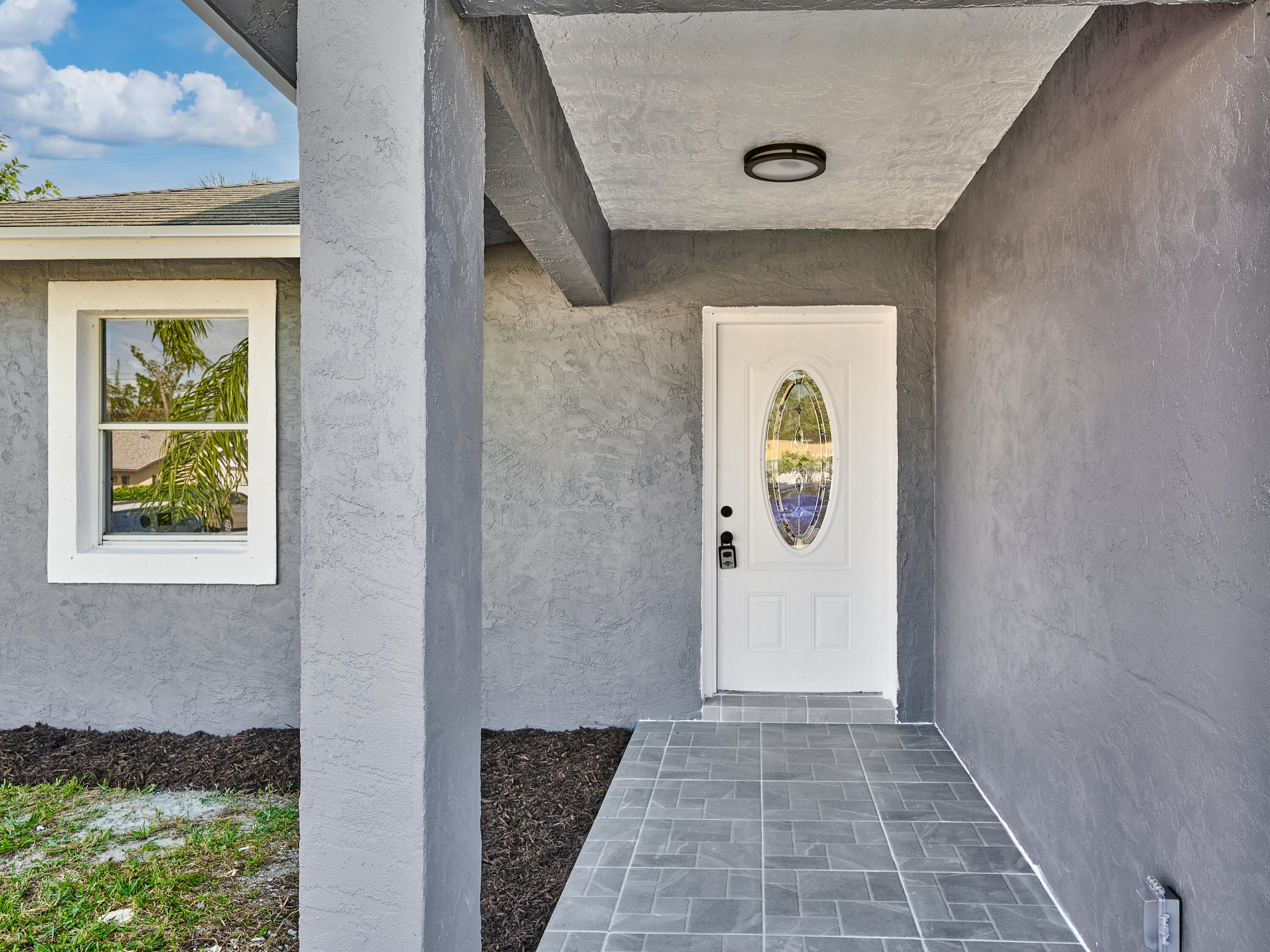 1549 West 19th Street Riviera Beach, FL 33404 - Photo 5 of 62 entrance