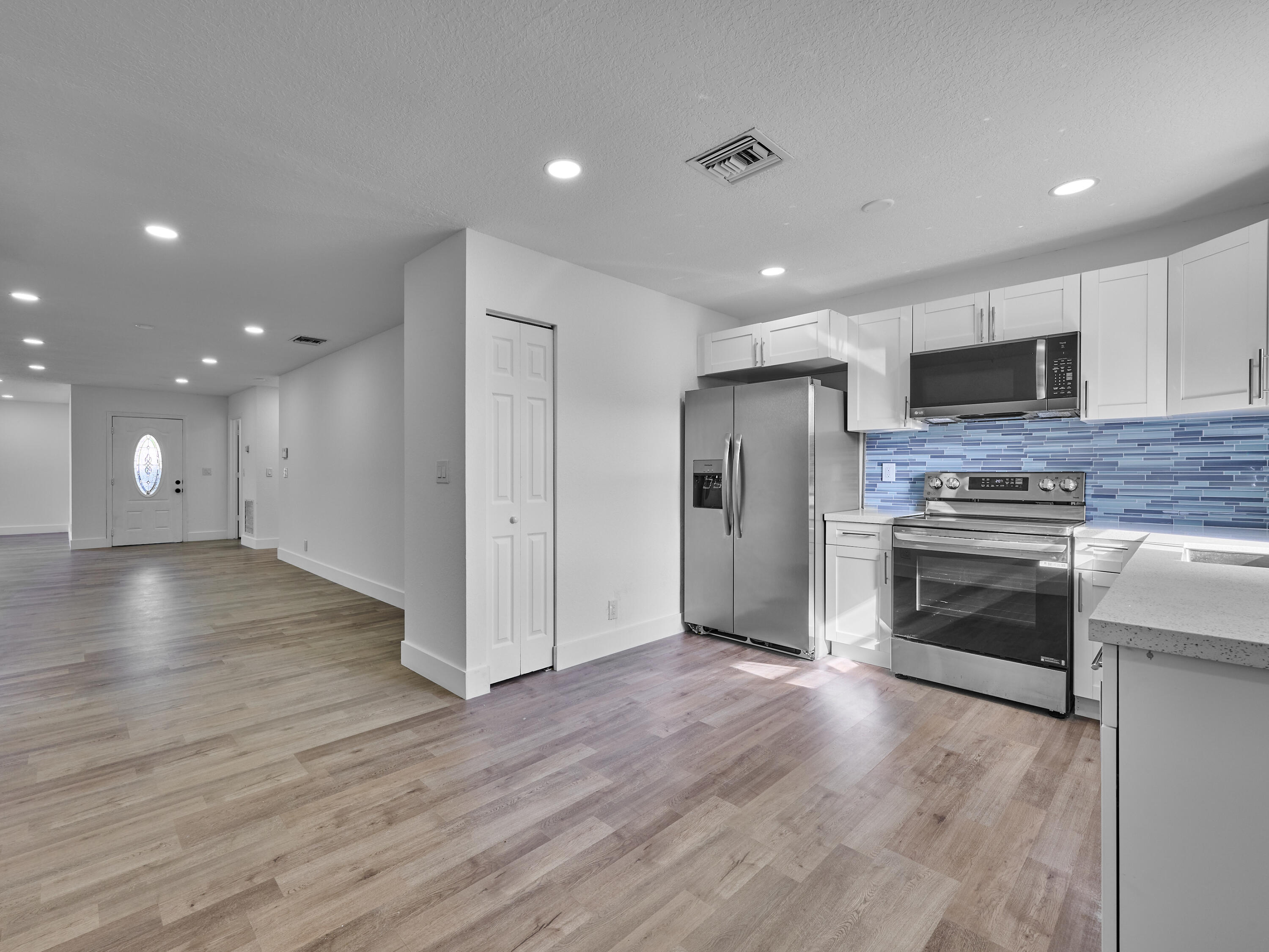 1549 West 19th Street Riviera Beach, FL 33404 - Photo 55 of 62 kitchen