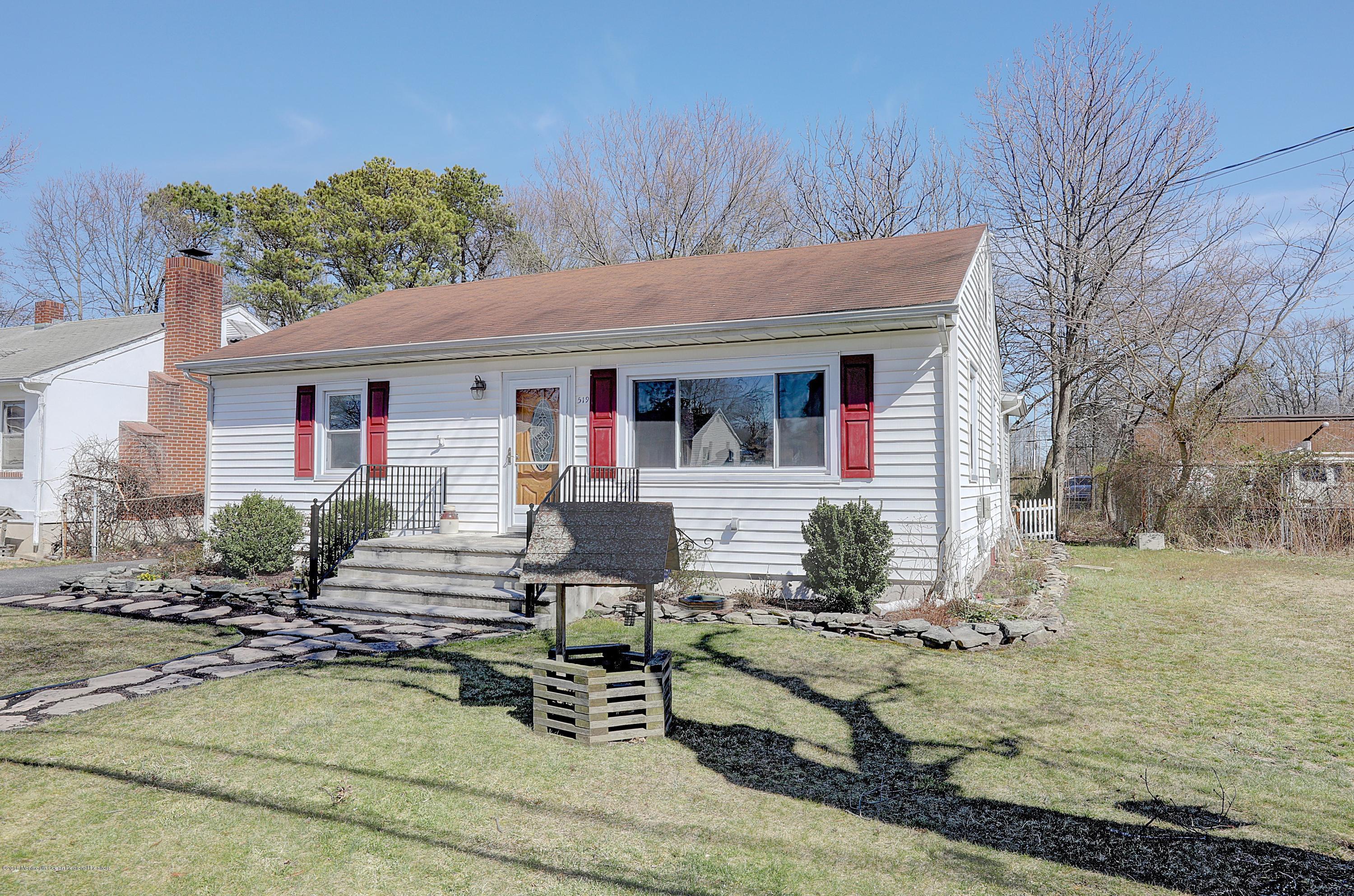 519 Bash Road Toms River, NJ 08753 - Photo 4 of 25 004_Front