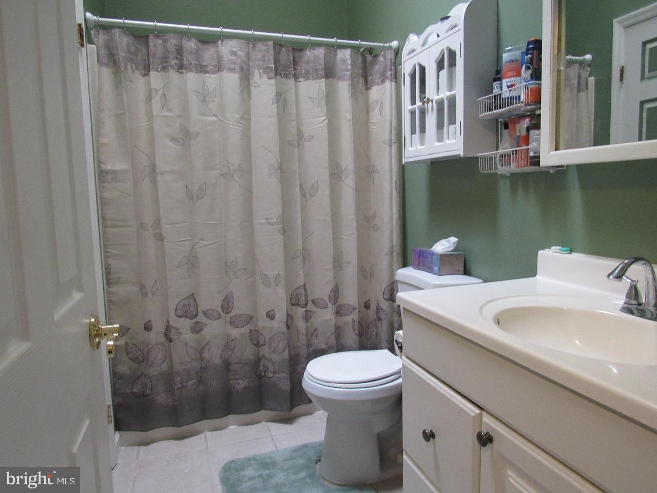 3208 Walnut Ridge Drive Pottstown, PA 19464 - Photo 17 of 36 Gallery Image 17