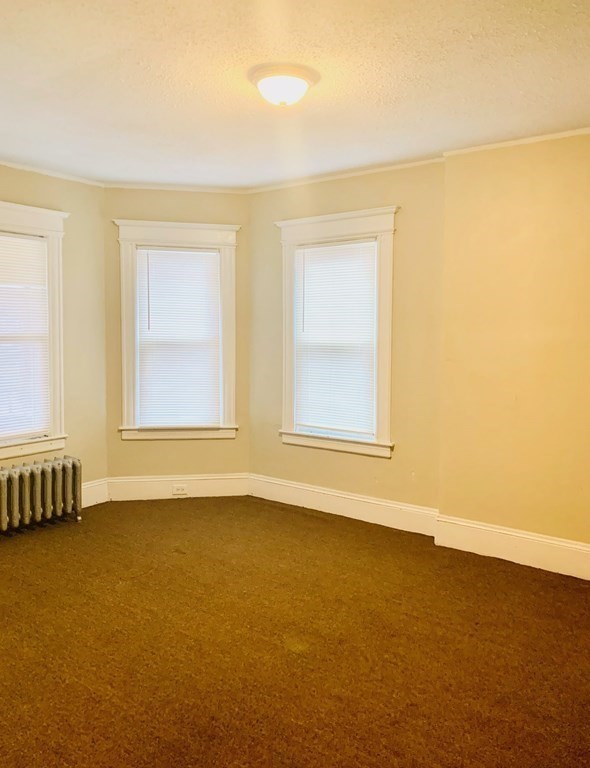 432 Sumner Avenue Springfield, MA 01108 - Photo 2 of 11 Gallery Image 2