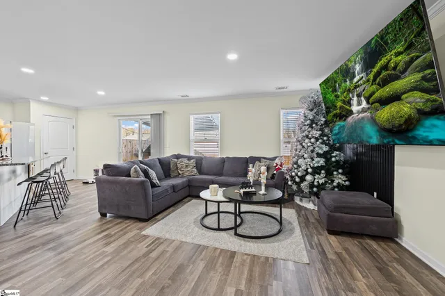 $274,900 | 663 Farmstead Trail, Inman, SC 29349