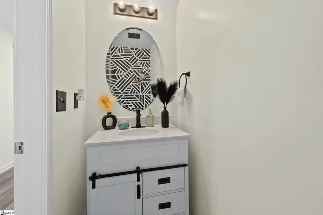 $274,900 | 663 Farmstead Trail, Inman, SC 29349