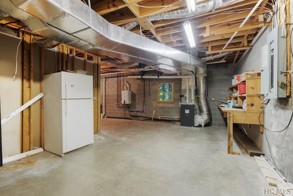 180 Picklesimer Road Highlands, NC 28741 - Photo 26 of 31 Gallery Image 26