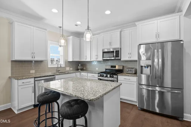 $599,900 | 3420 Fontana Lake Drive, Fuquay-Varina, NC 27526