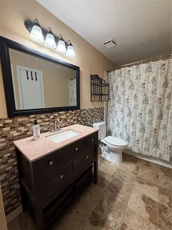 a close view of sink