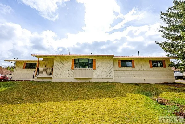 $465,000 | 16 Old Oregon Road, Soda Springs, ID 83276