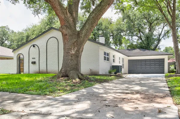 $285,000 | 8406 Beechaven Road, La Porte, TX 77571