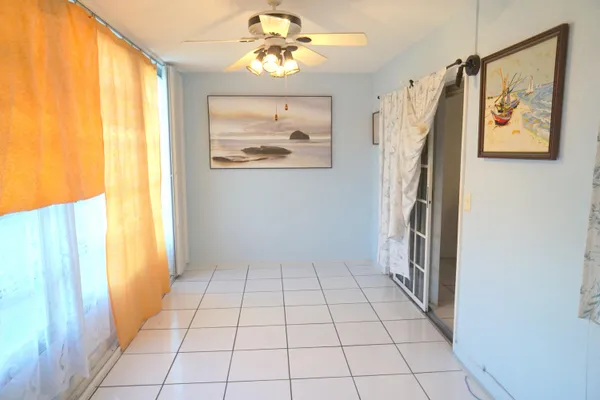 $1,500 | 401 Southampton A, Unit 401, West Palm Beach, FL 33417