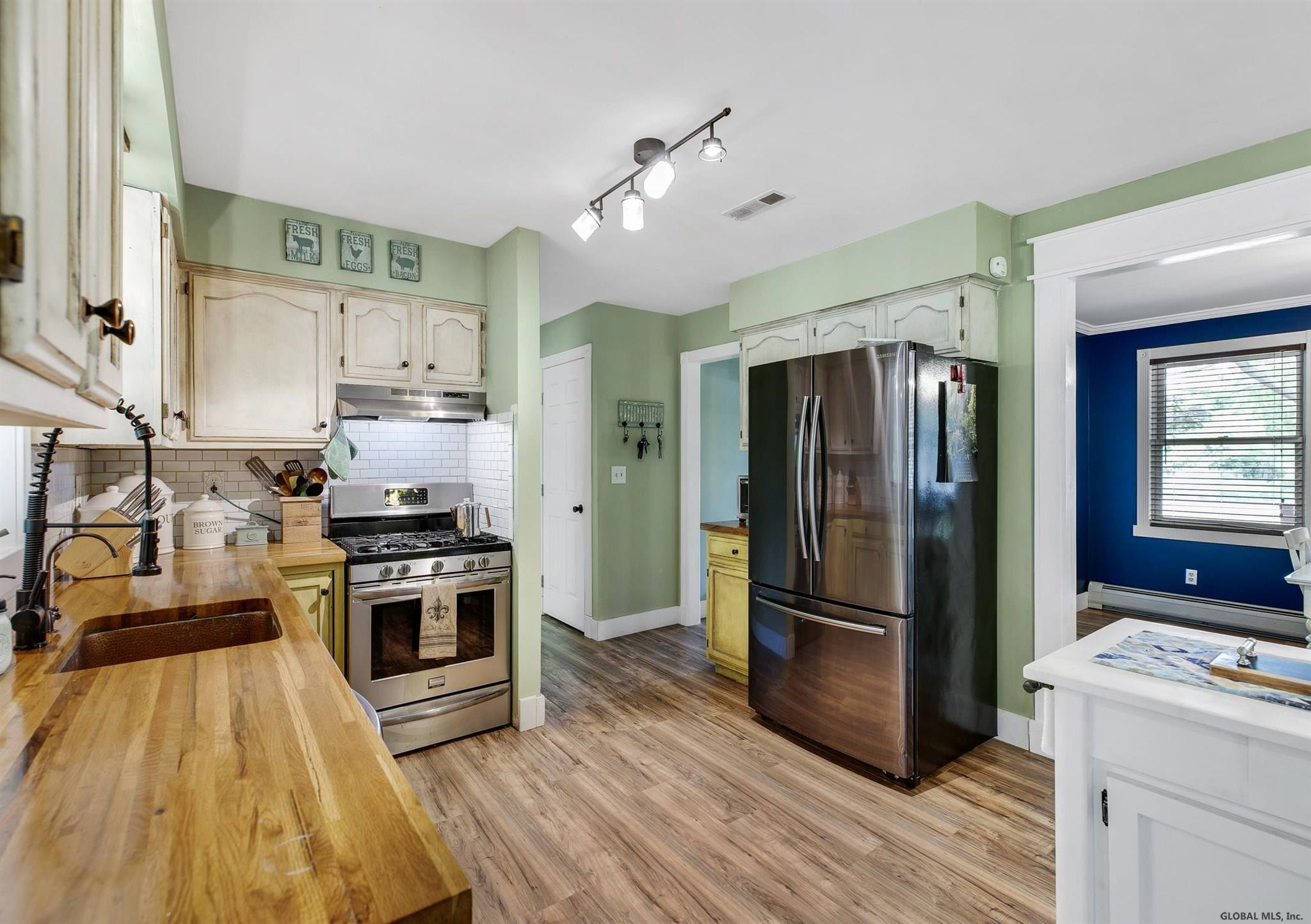37 Miller Road Malta, NY 12019 - Photo 3 of 43 Photo 3