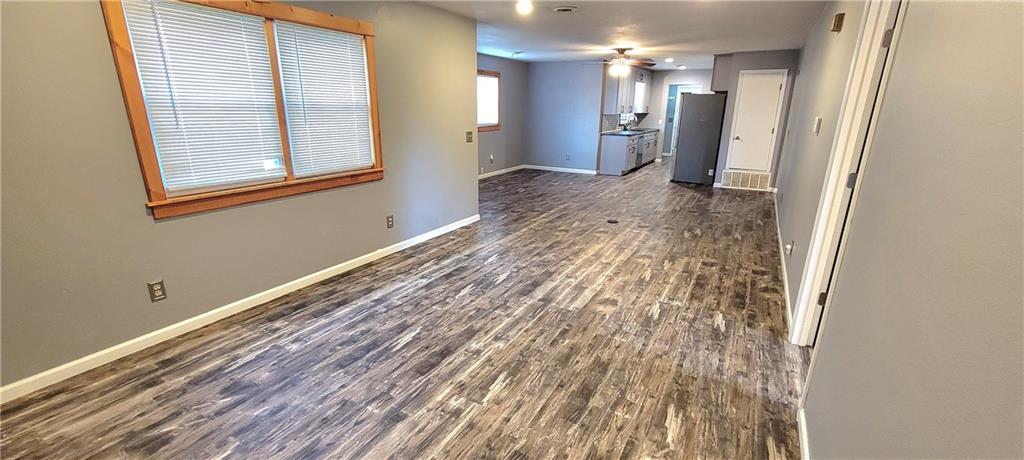 5 Prairie Drive Iola, KS 66749 - Photo 13 of 42