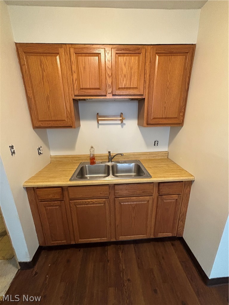 4058 Fulton Road Cleveland, OH 44144 - Photo 6 of 23 Gallery Image 6