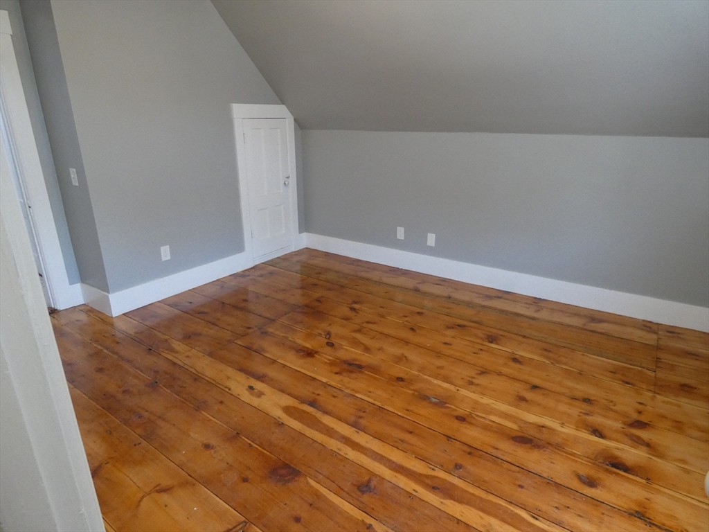 94 Maple Street, Unit 3 Gardner, MA 01440 - Photo 4 of 15