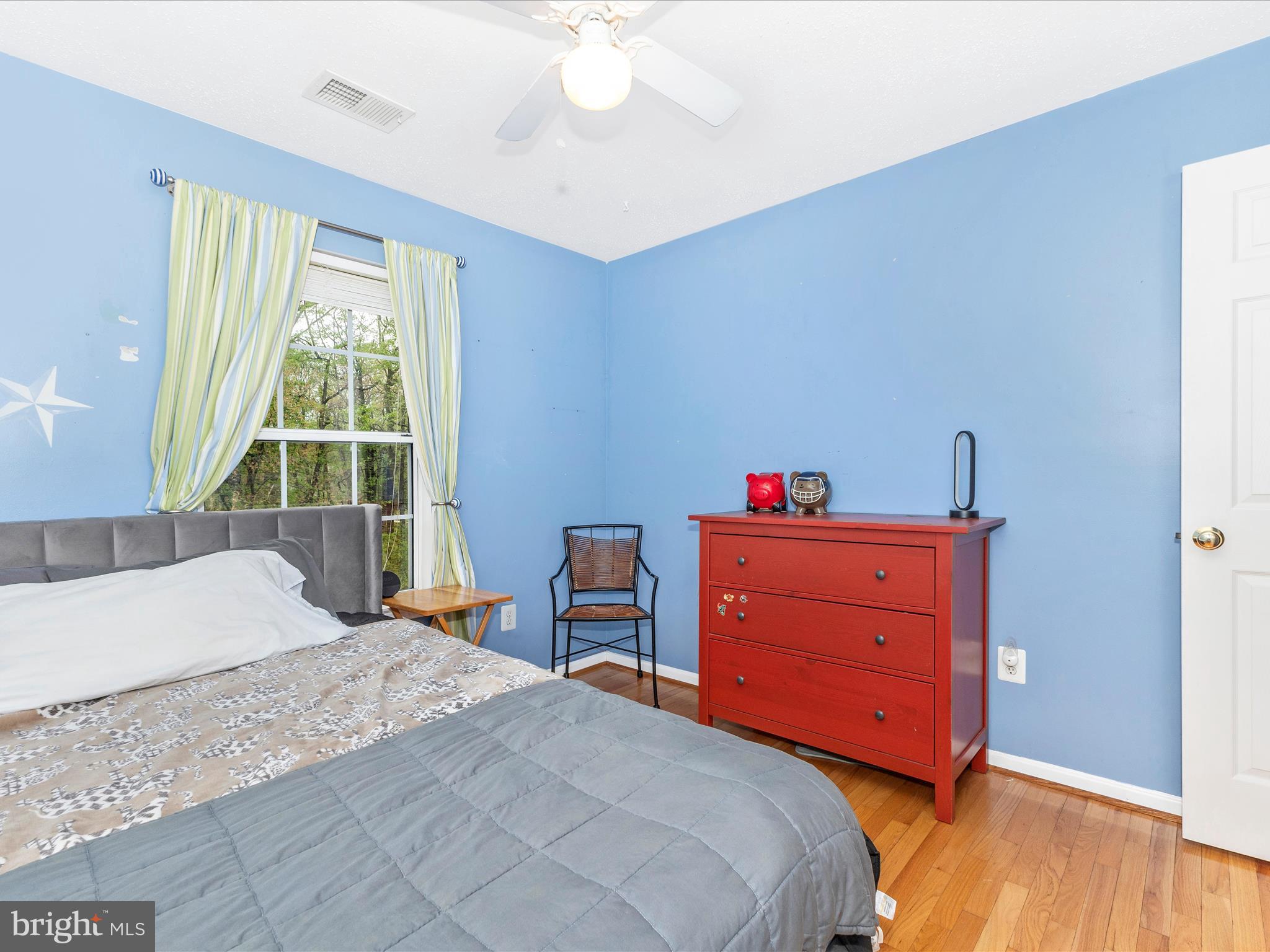 2544 Ambling Circle, Unit 31 Crofton, MD 21114 - Photo 36 of 52 a bedroom with a bed and a window