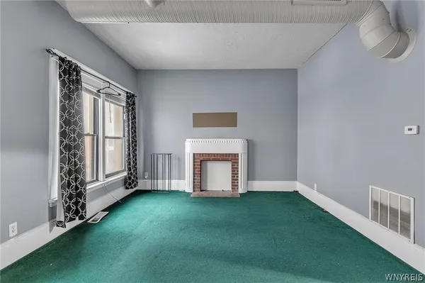 $1,000 | 946 Main Street, Unit 1, Buffalo, NY 14202