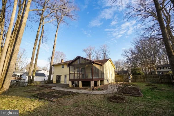 $684,999 | 13911 Castaway Drive, Rockville, MD 20853