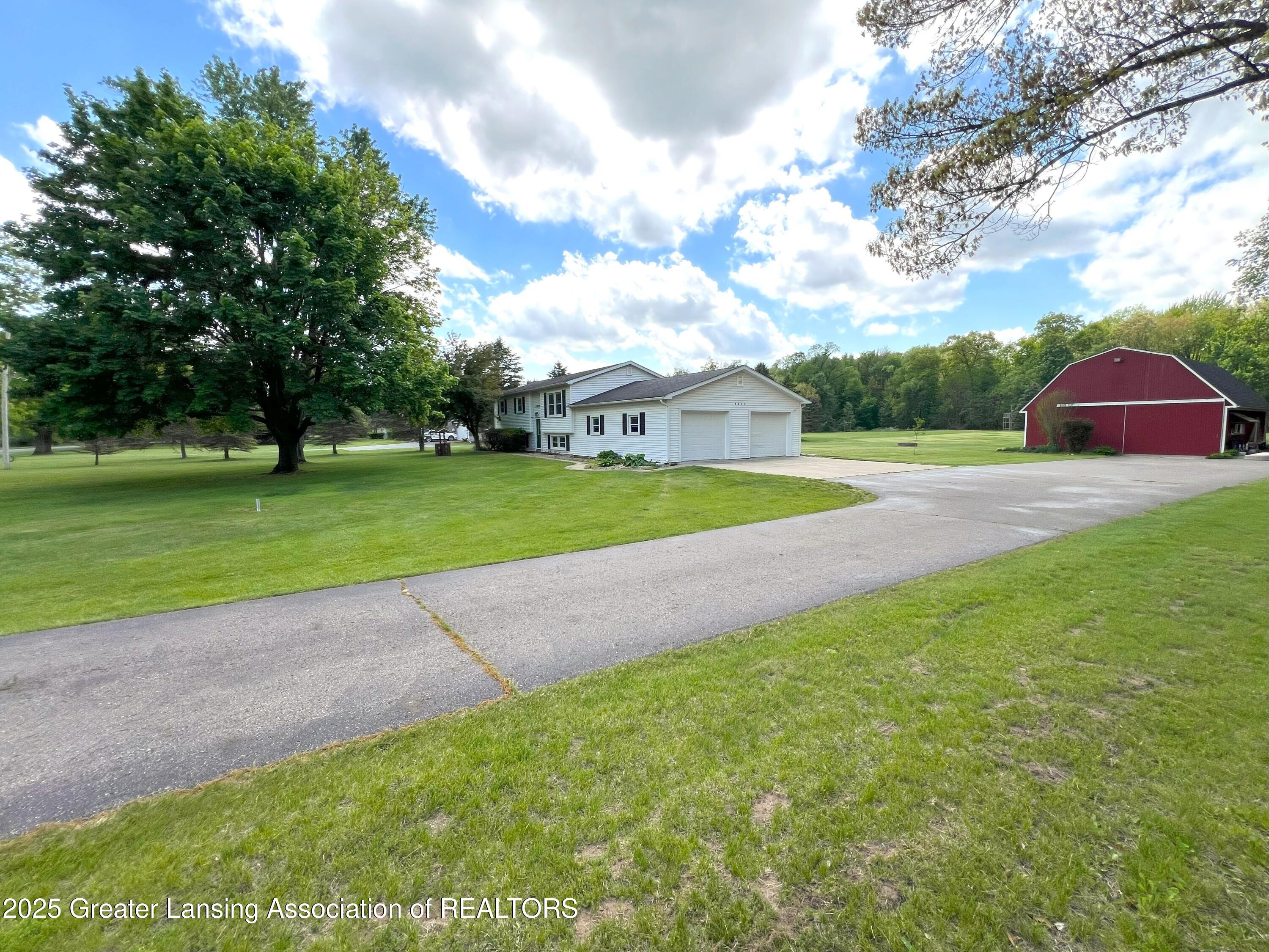 4860 Shepper Road Stockbridge, MI 49285 - Photo 8 of 66 Driveway