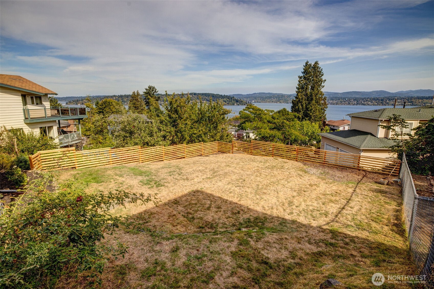 9804 63rd Avenue South Seattle, WA 98118 - Photo 38 of 40 a view of an ocean