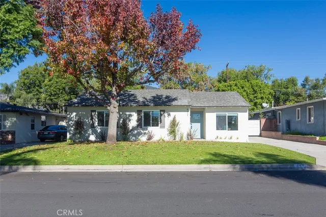 $989,900 | 417 West Leeside Street, Glendora, CA 91741