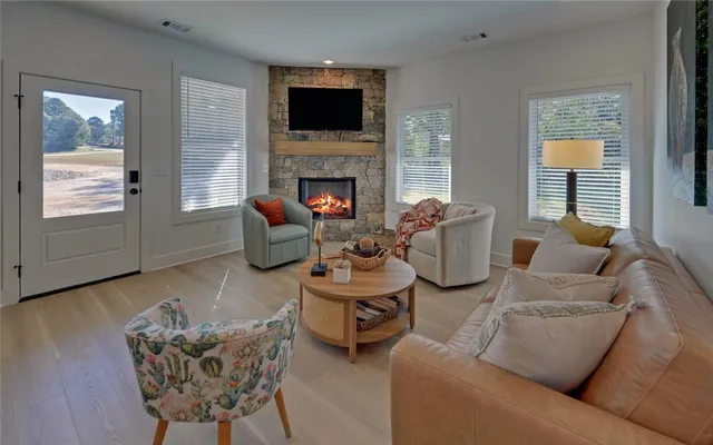 $1,590,000 | 71 Woodlake Landing, Hartwell, GA 30643