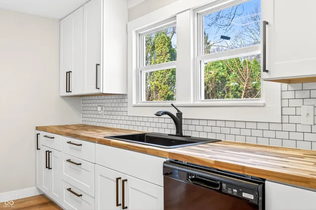 $224,900 | 704 West 7th Street, Seymour, IN 47274