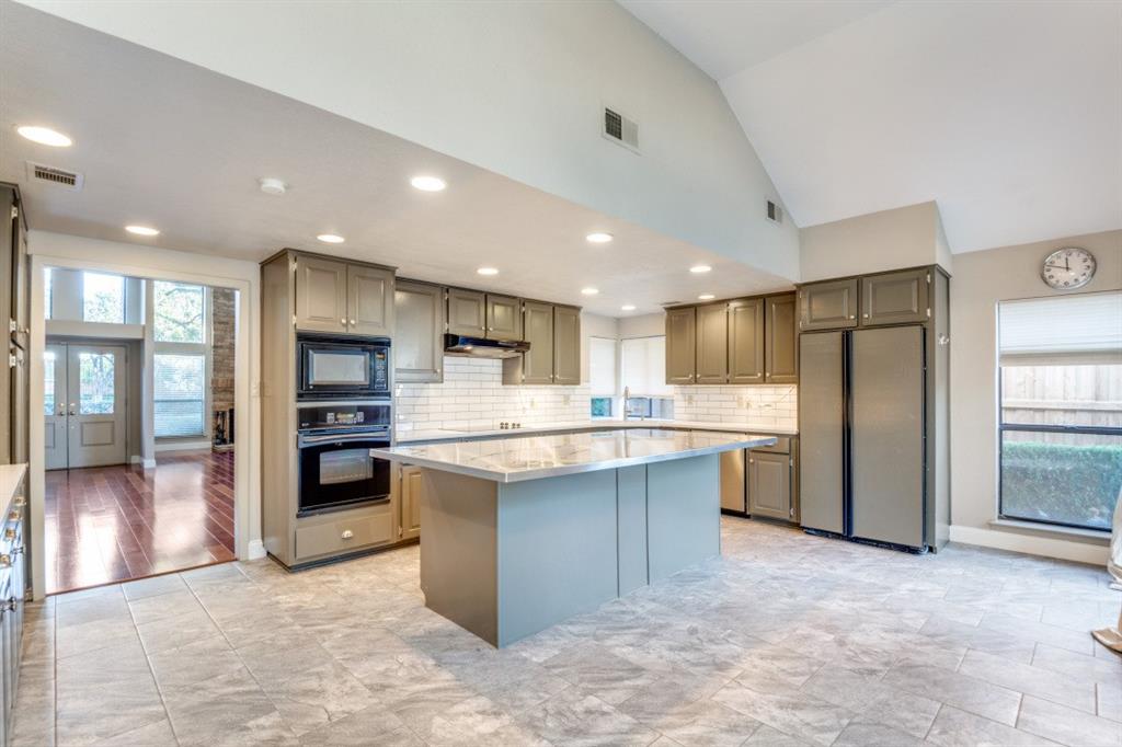 5209 Old Shepard Place Plano, TX 75093 - Photo 4 of 12