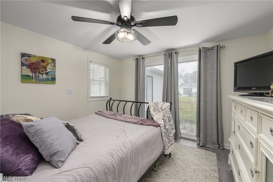 237 Vineyard Road Avon Lake, OH 44012 - Photo 18 of 27 Bedroom 3 - with private bathroom.