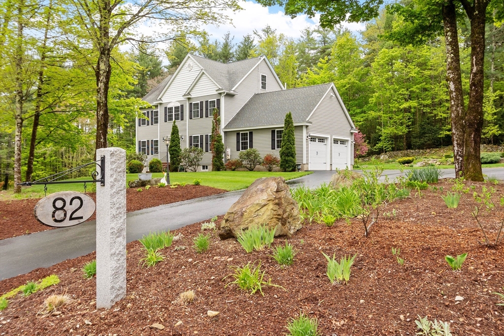 82 Lawrence Street Pepperell, MA 01463 - Photo 1 of 42