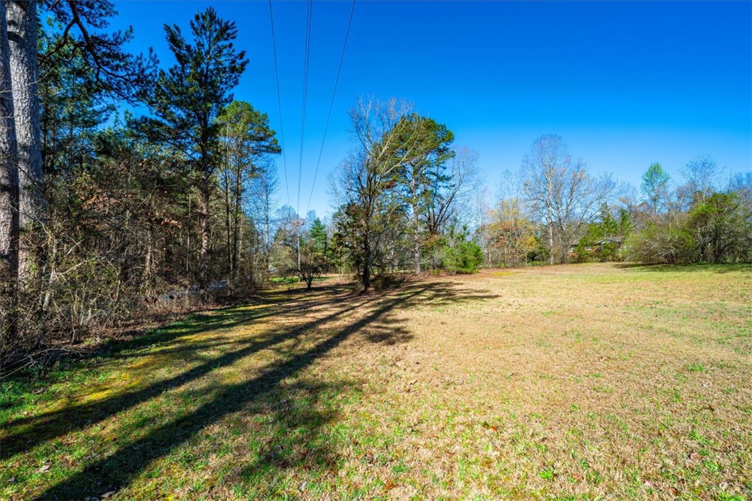 453 Deaton Road Walhalla, SC 29691 - Photo 6 of 28 Expansive lot with mature trees offers a private and natural setting for your future home.