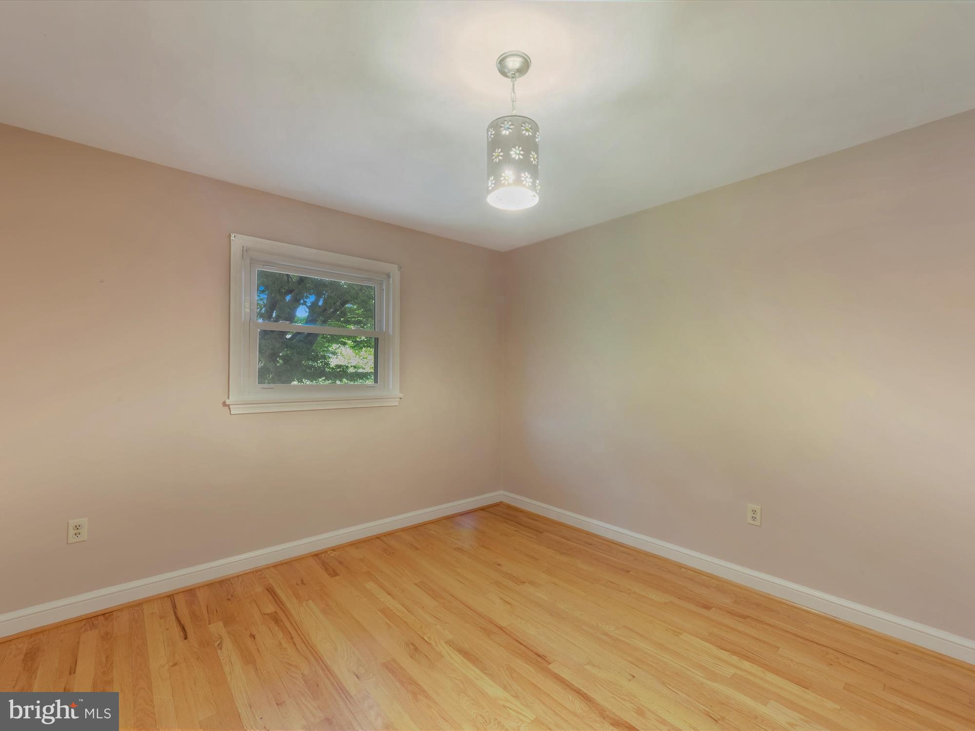 831 Clearmount Road York, PA 17403 - Photo 14 of 33 Gallery Image 14